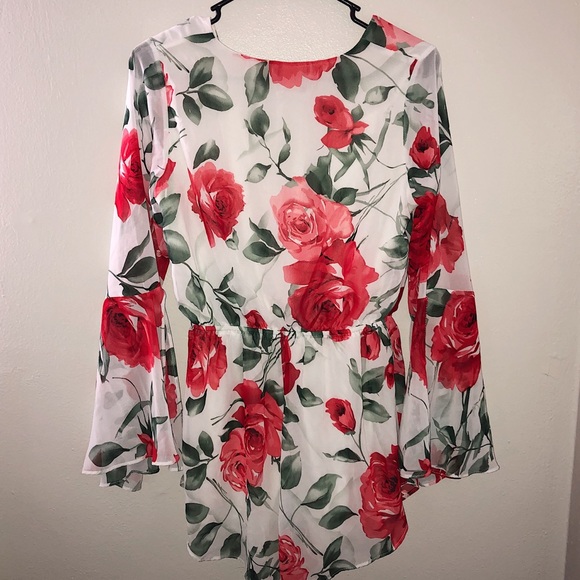 Bell Sleeve Rose Print Romper - Picture 6 of 8